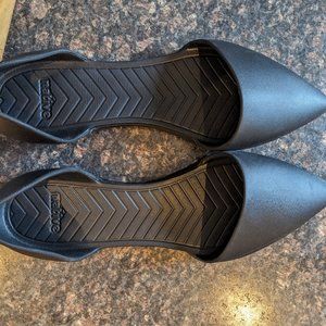 Native Audrey's - Like New Barely Worn